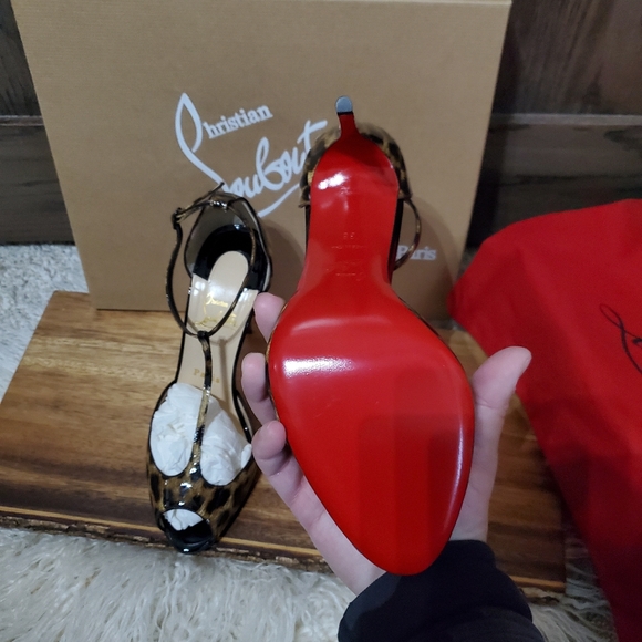 NIB Christian Louboutin Senora Leopard Pump - Picture 6 of 6